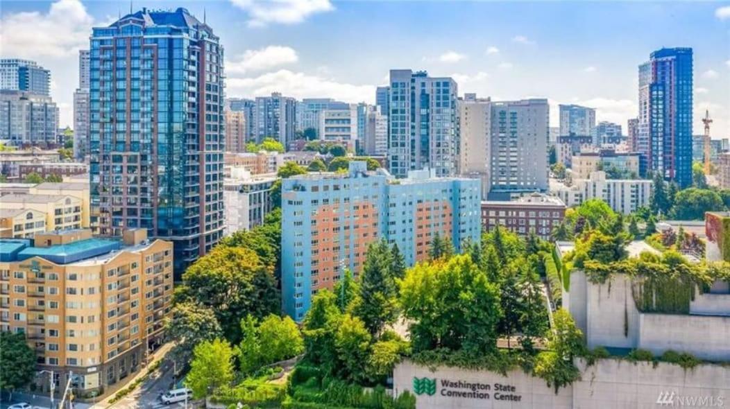 Vibrant Downtown, King Bed, Work Desk & Kitchen Villa Seattle Exterior photo