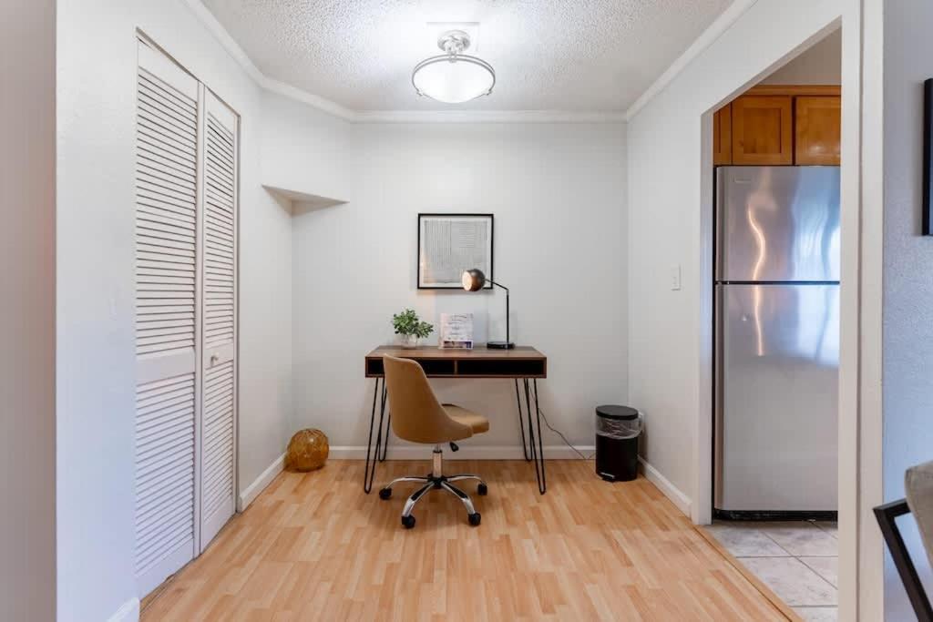 Vibrant Downtown, King Bed, Work Desk & Kitchen Villa Seattle Exterior photo