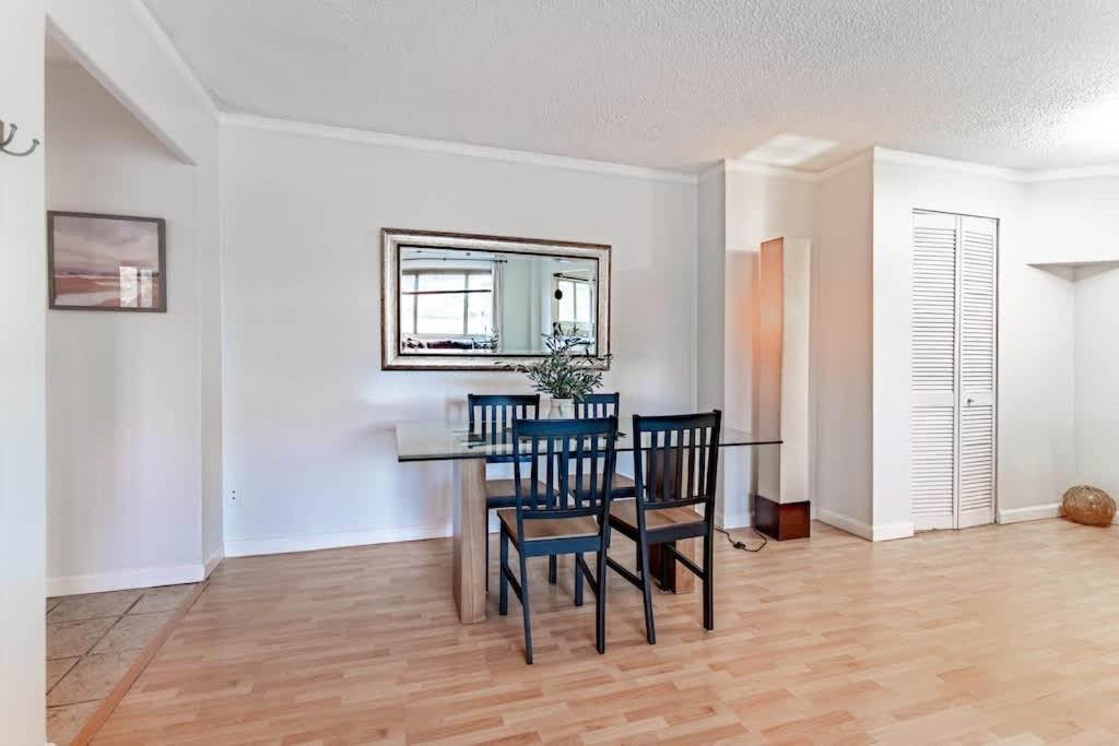 Vibrant Downtown, King Bed, Work Desk & Kitchen Villa Seattle Exterior photo